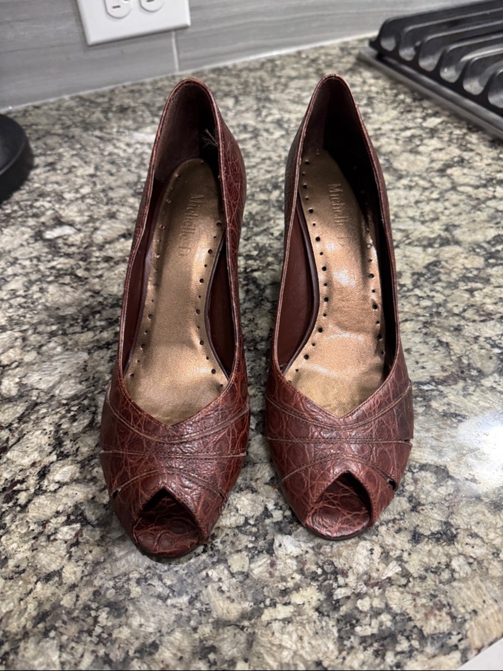 Michelle D Peep Toe Pumps in Brown - 6.5 - NWT